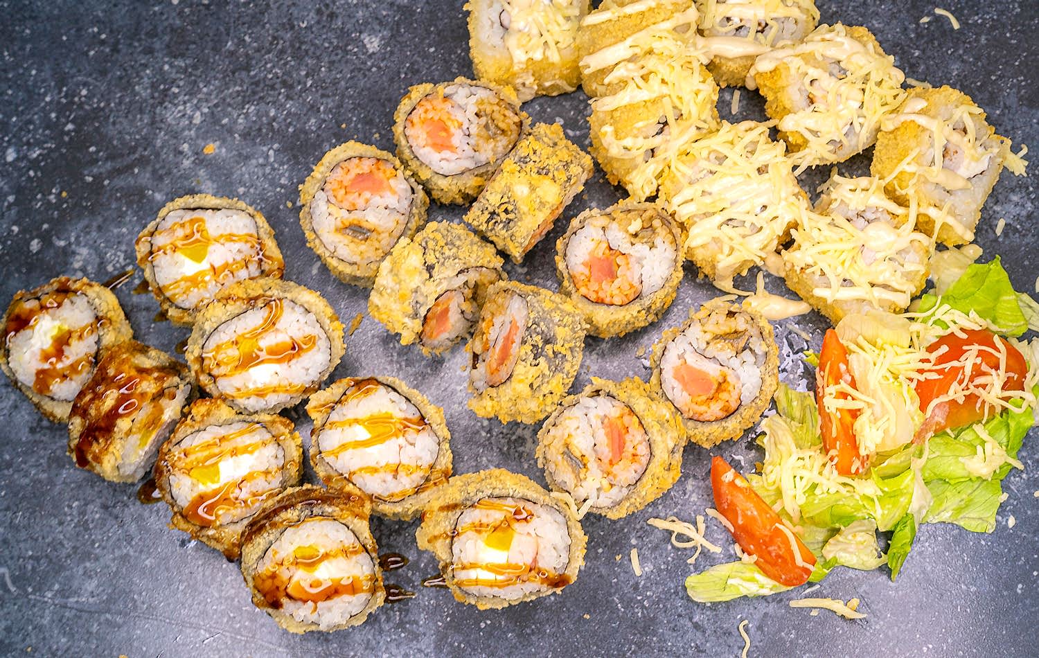 Мини Темпура Сет(3) 720г Инь-янь темпура, Тори темпура, Цезарь темпура.